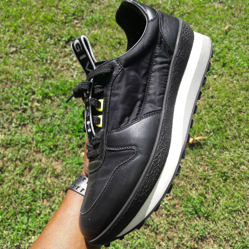 Givenchy Black and White Men's Sneakers - Picture 7 of 12